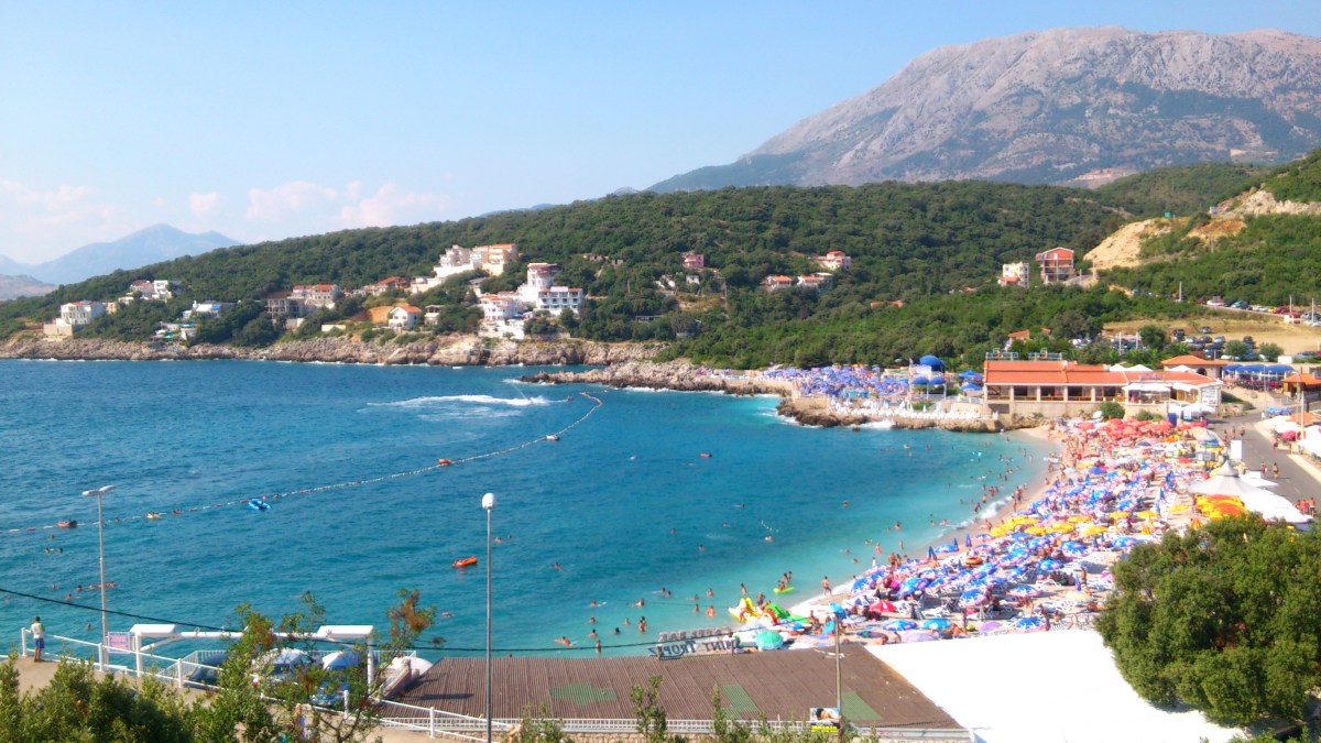 2012-08-01 - Dag 22 - Montenegro.