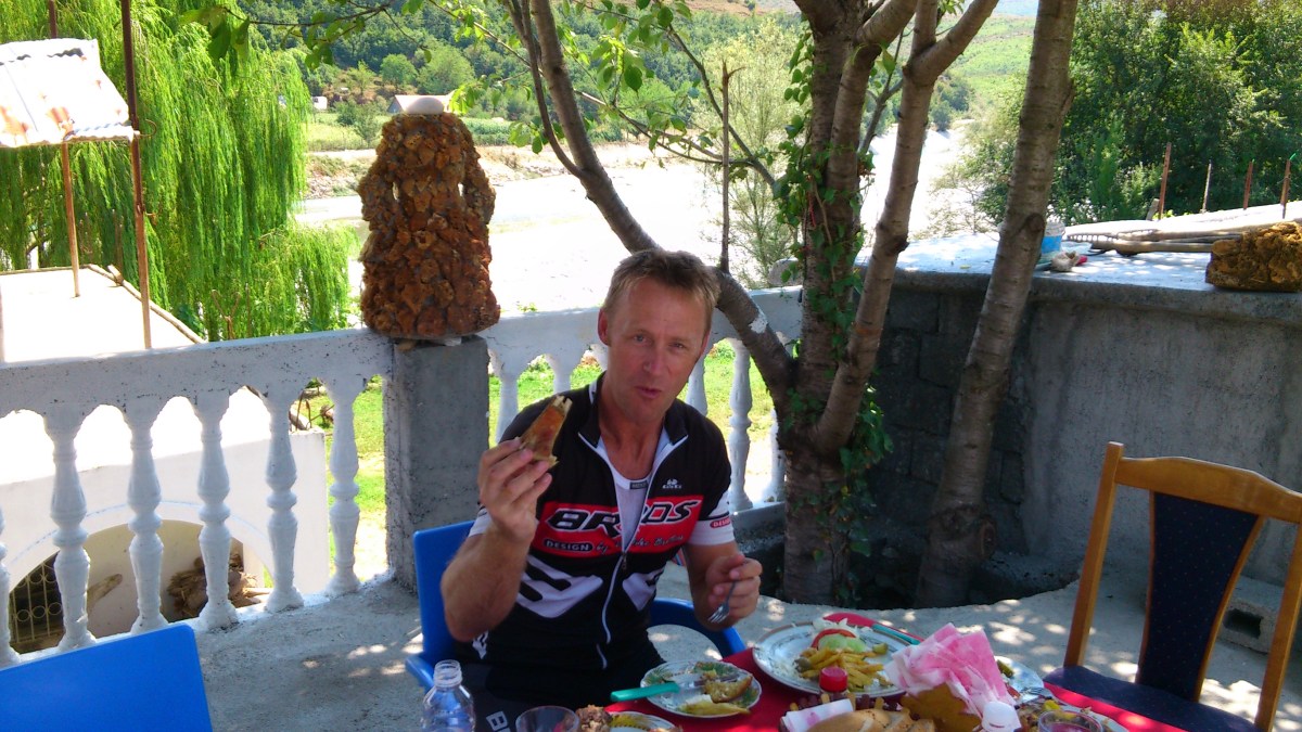 2012-08-03 - Dag 24 - Bujan, Albania.