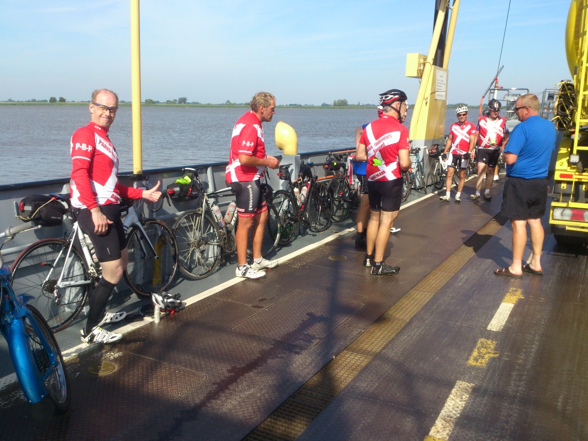 2014-07-22 Haderslev-Paris, 1. etappe i Tyskland - Hurtigoverfart Brake-Sandstedt.