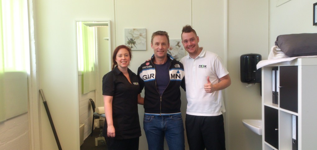 2015-03-24 Samarbeidsavtale med Elin og Sean ved Frisk Helseklinikk på Ålgård.